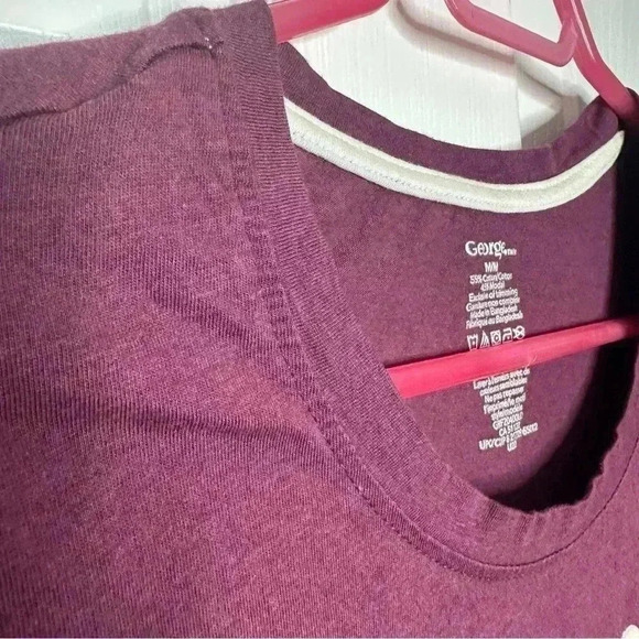 George T-Shirt Cozy Winter Vibes Purple & White Size Medium - Picture 13 of 16